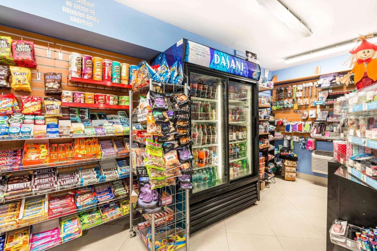 劳德代尔堡机场及邮轮码头罗德威旅馆及套房酒店 戴尼亚 外观 照片